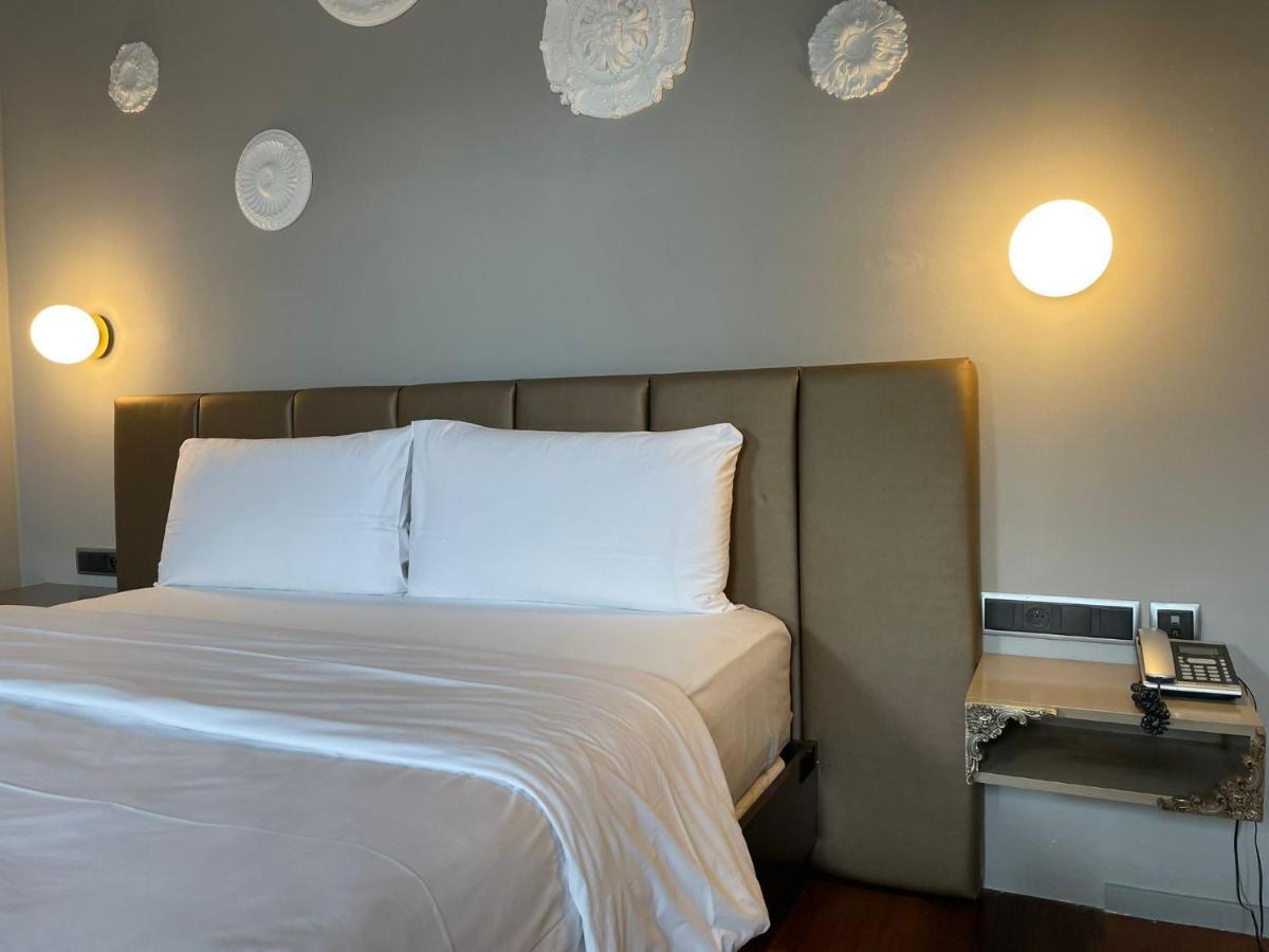987 Design Prague Hotel Exterior photo